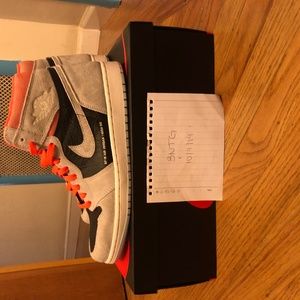 Air Jordan 1 Hyper Crimson